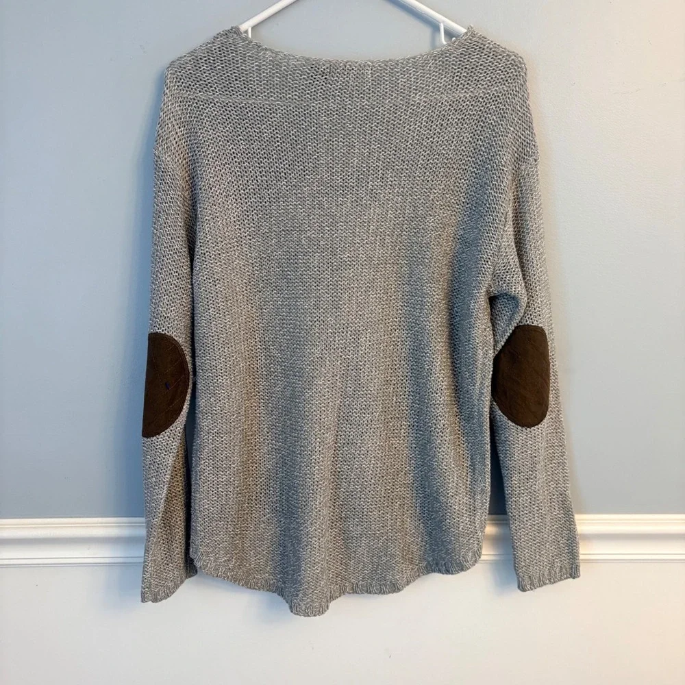 RDI Frost Grey V-Neck Sweater Quilted Elbow Patches High Low Hem Small NWT